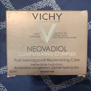 OUTDATED Vichy Neovadiol Compensating Complex.